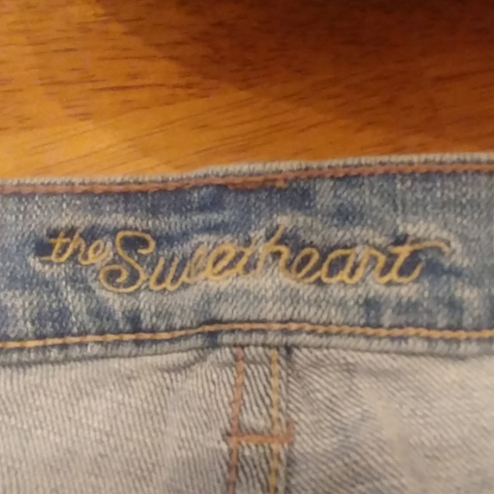 Jeans - Picture 2 of 3